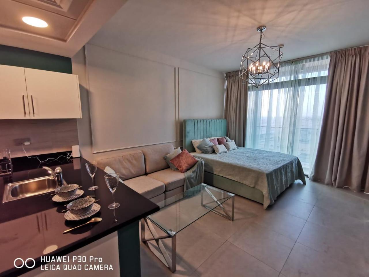 Bright Studio In Soho * Abu Dhabi